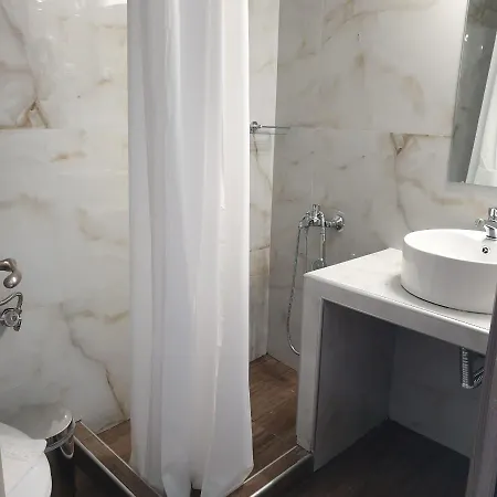 Amparoudes Apartament