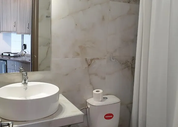 Amparoudes Apartamento *