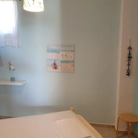 Amparoudes شقة كريوبيجي