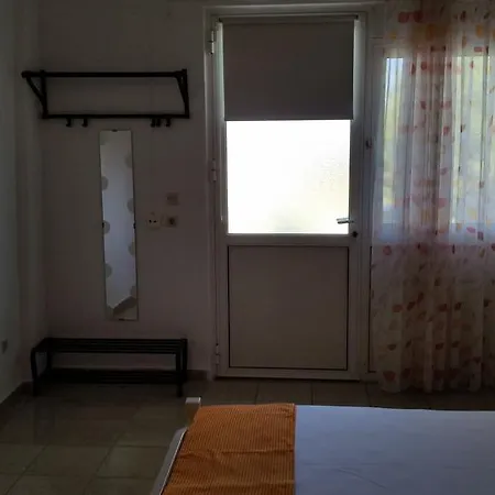 Apartment Amparoudes Kriopigi