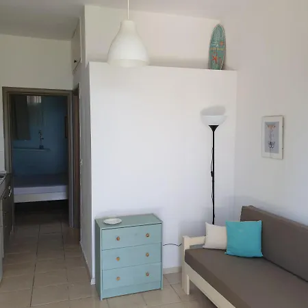 Amparoudes Appartement *