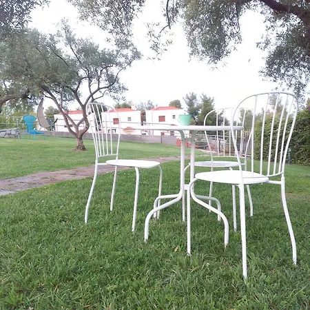Apartment Amparoudes