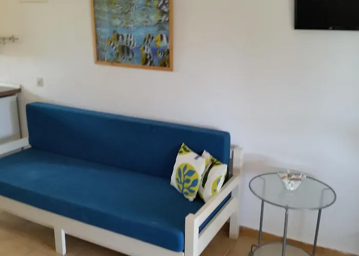 Apartman Amparoudes Kriopijí